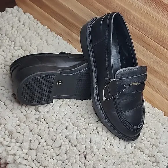 Blondo Black Leather Loafers - Picture 12 of 16